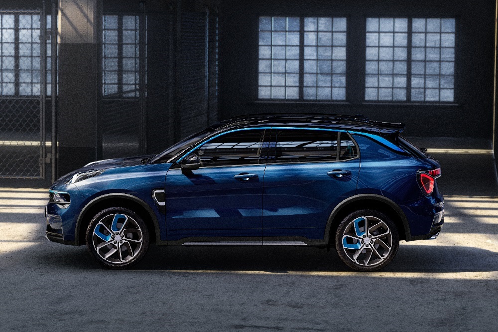 Lynk & Co 01 – Innovative Hybrid SUV