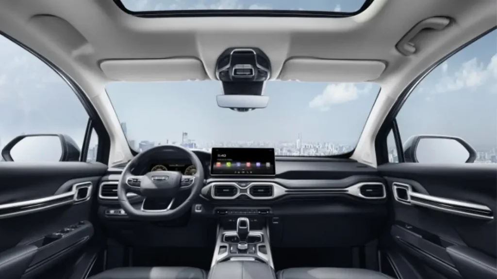 Geely Okavango: 190 hp, 7.0 L/100 km, $25K. See specs and how it beats Toyota Fortuner & Kia Sorento for family trips!