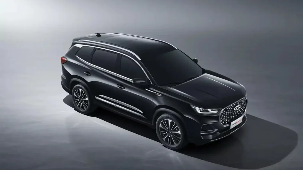 Chery Tiggo 8 black SUV top front view 2025 model Chery Tiggo 8 Pro Max vs X-Cross 7