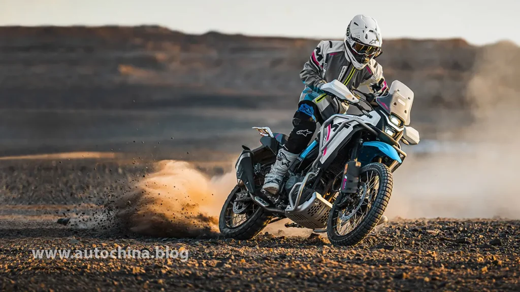 CFMOTO 450MT