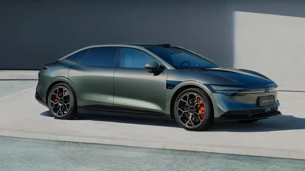 zeekr 007 luxury electric sedan