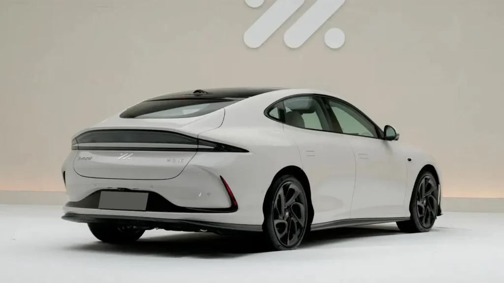 IM Motors L6: semi solid state battery, 900V hype and 1000 km range | AutoChina IM Motors L6