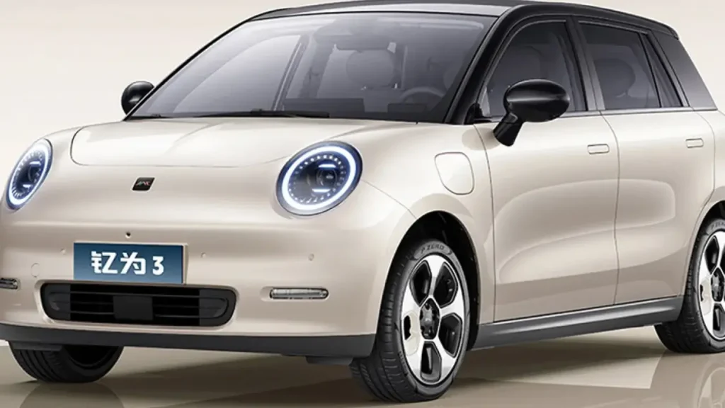 JAC Yiwei 3 sodium-ion EV