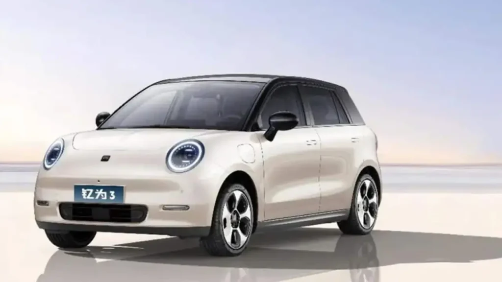 JAC Yiwei 3 sodium-ion EV