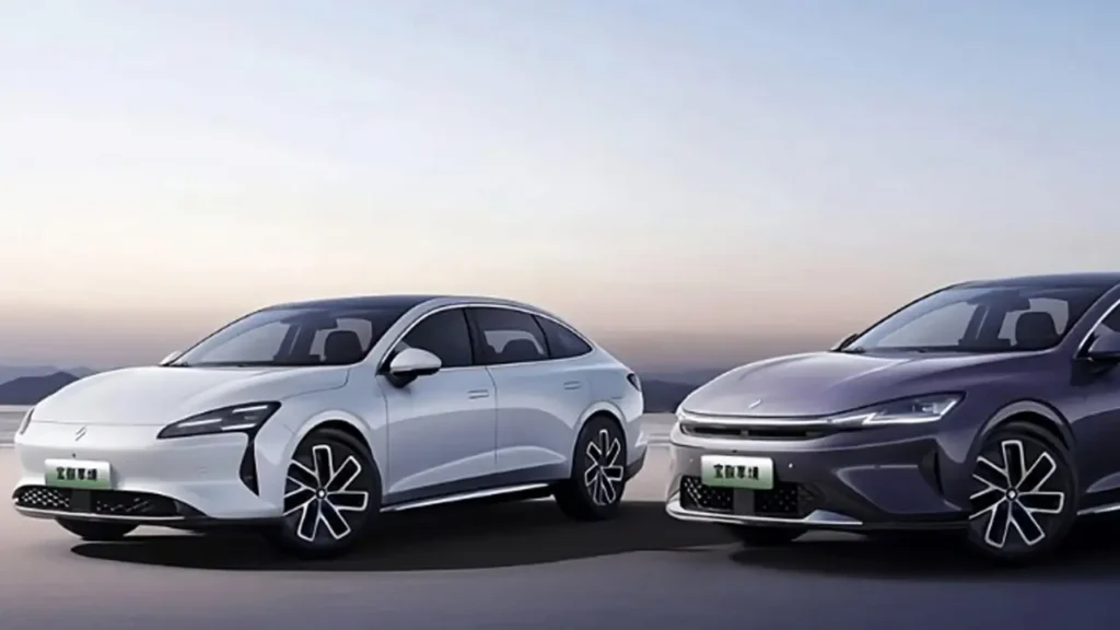 Baojun Xiang Jing flagship sedan