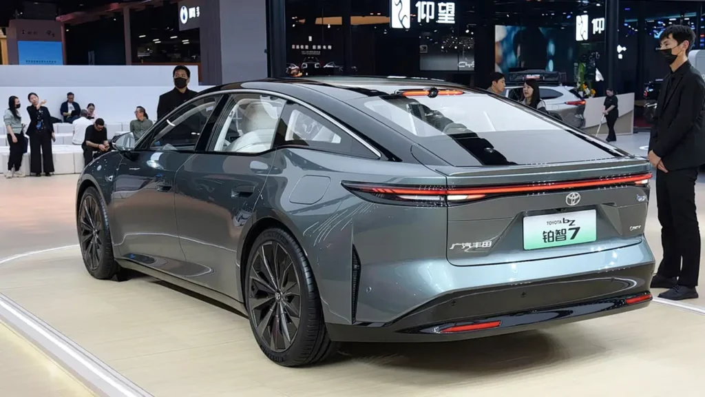 Toyota bZ7 Huawei HarmonyOS integration