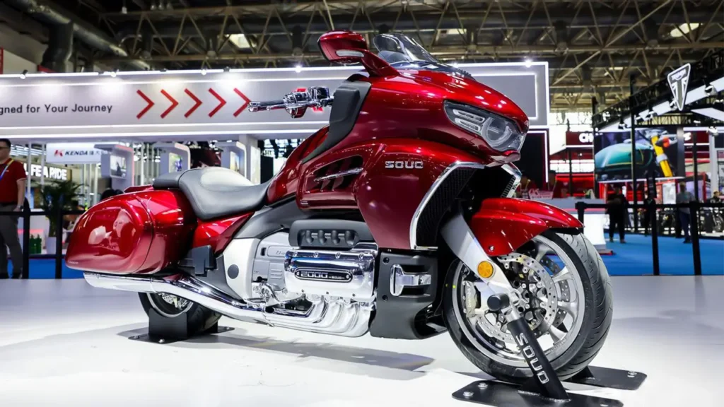 GWM Souo vs Honda Goldwing comparison