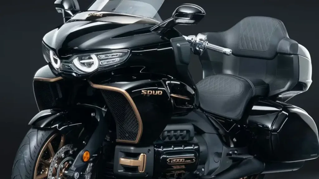 GWM Souo vs Honda Goldwing comparison
