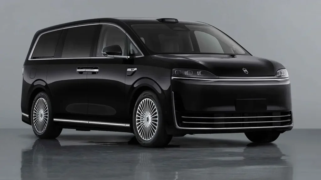 Luxeed V9 electric minivan